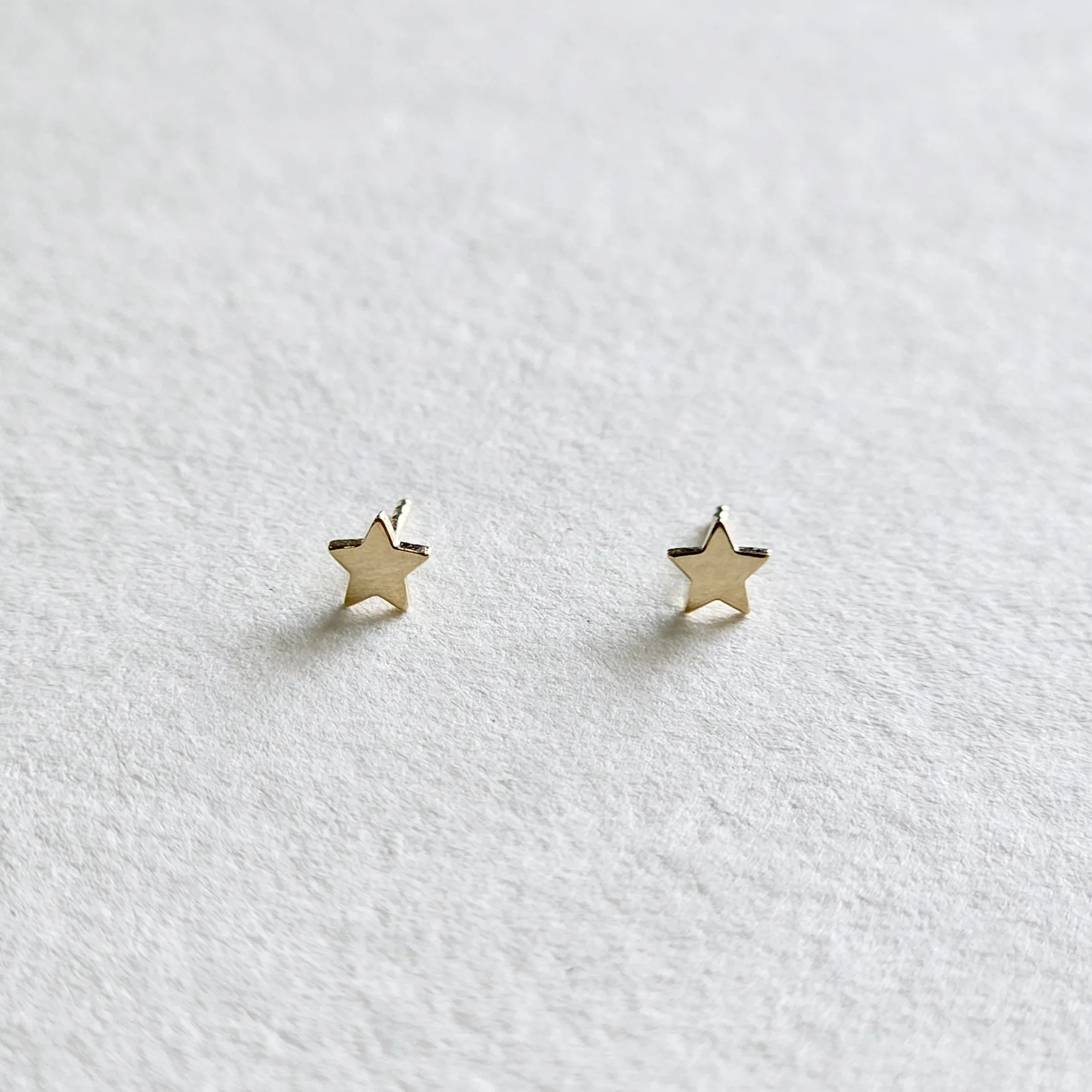 14K Tiny Star Studs