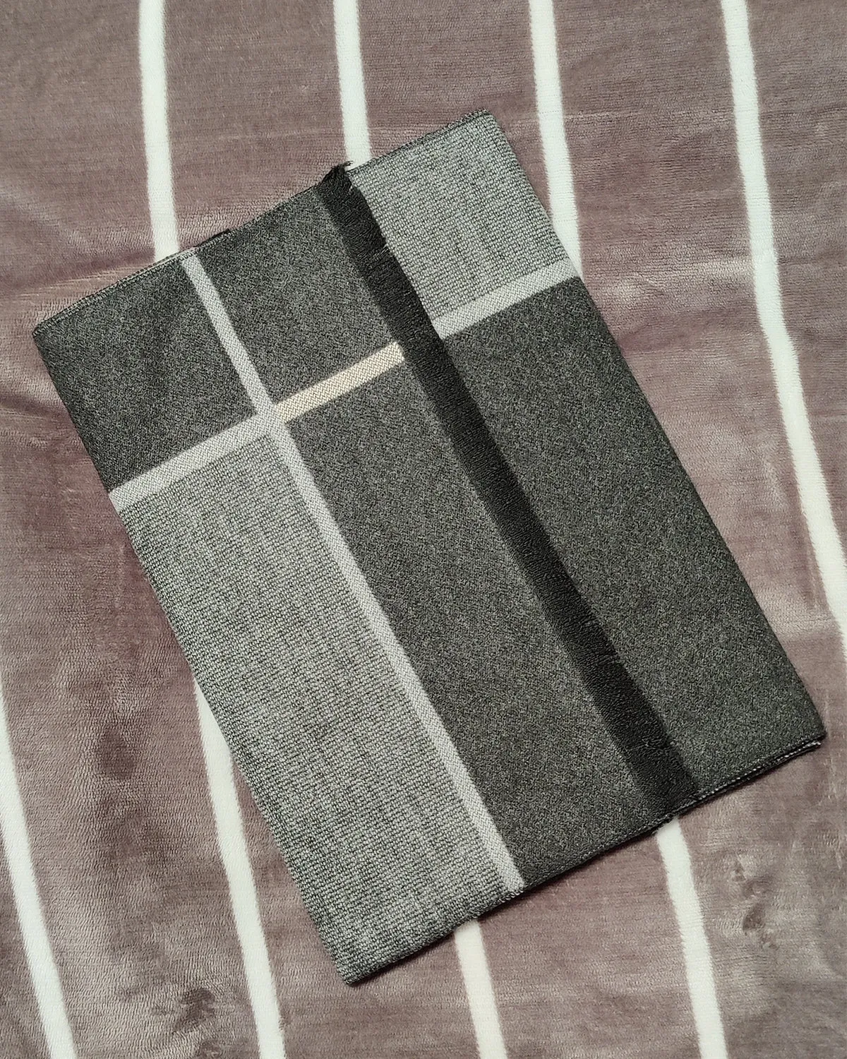 AIMASHI Super Soft Classic Cashmere Feel Winter Scarf