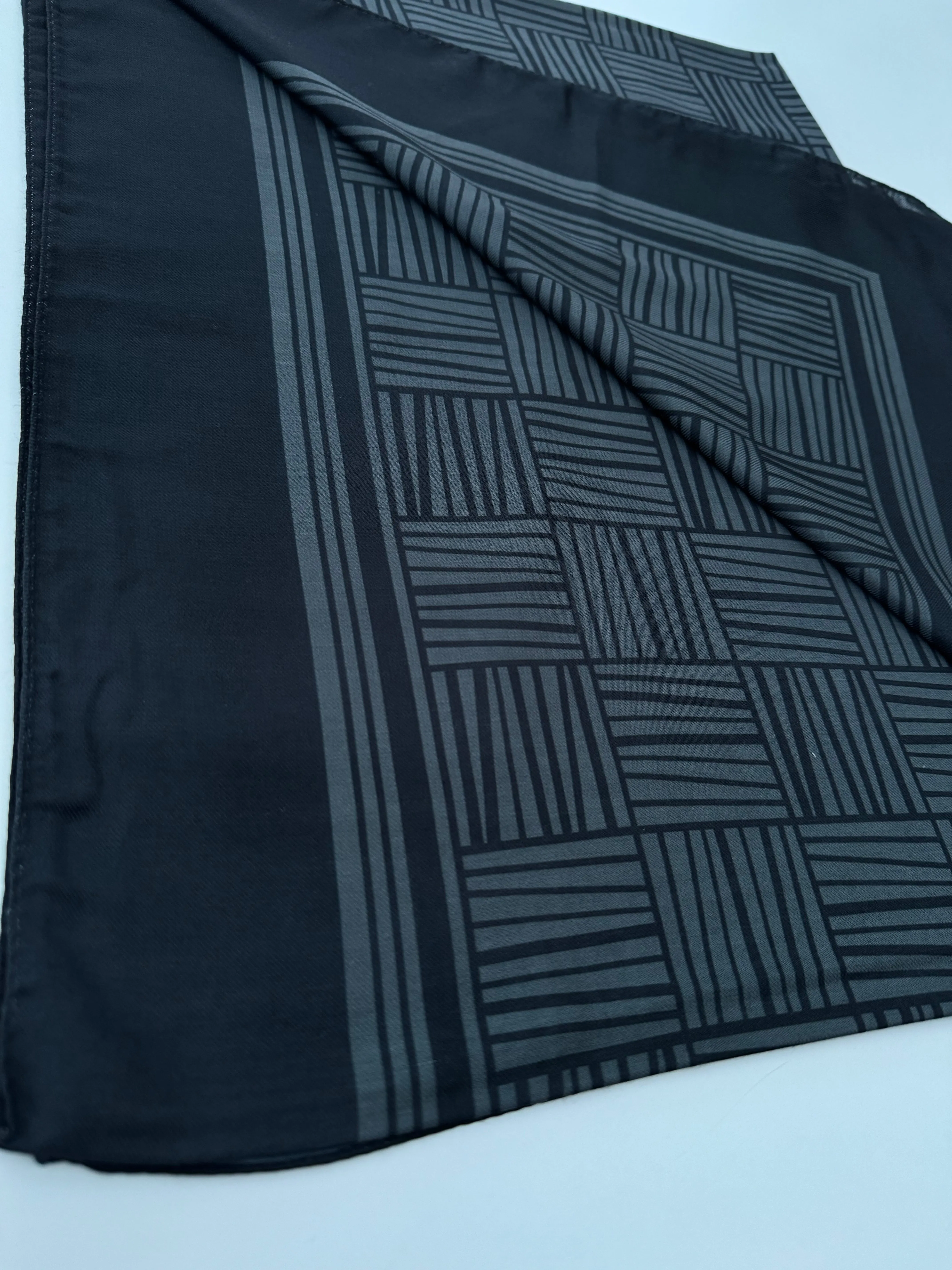 Black & Grey Lined Jacquard Scarf