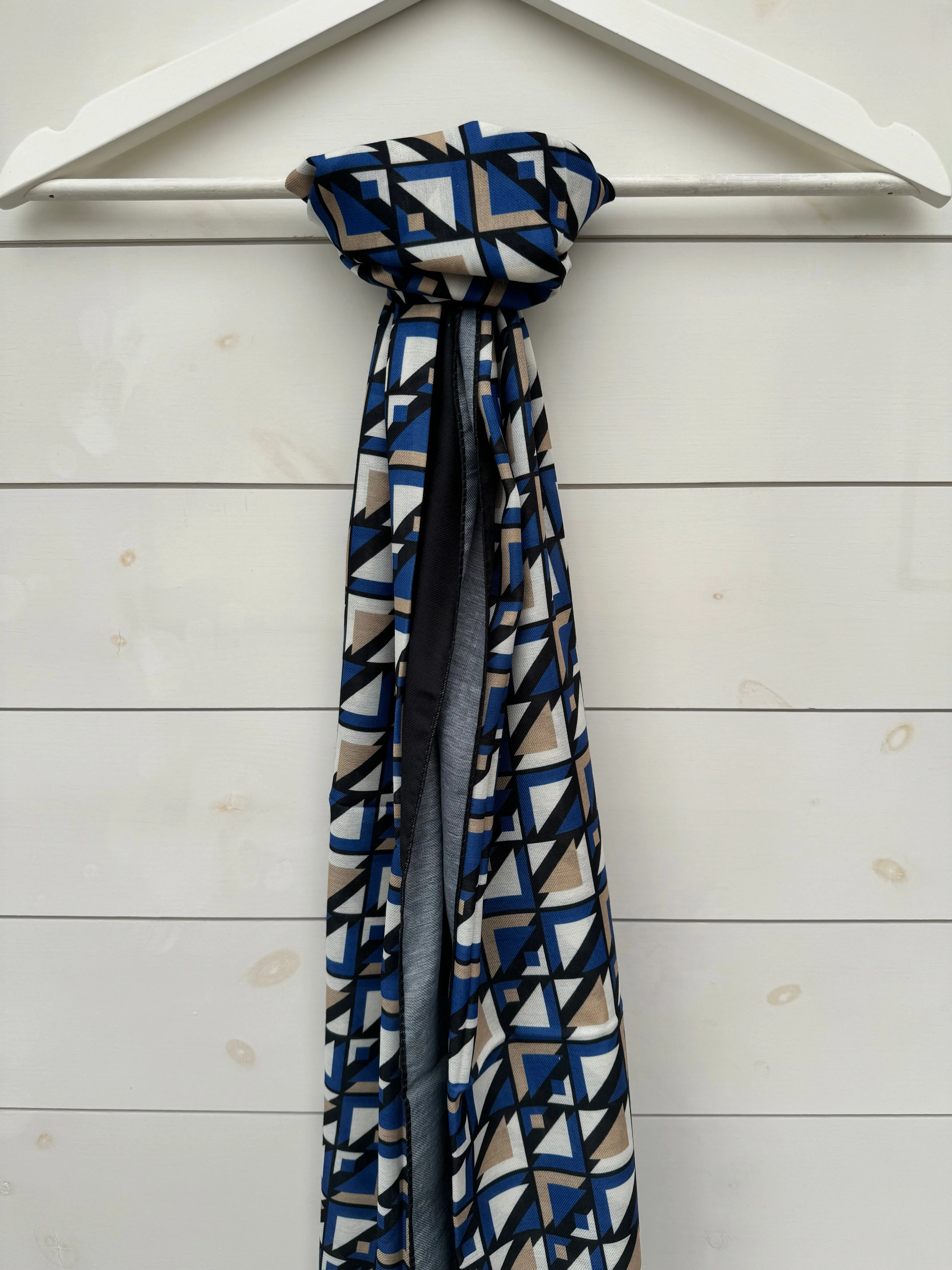 Blue Triangle Pattern