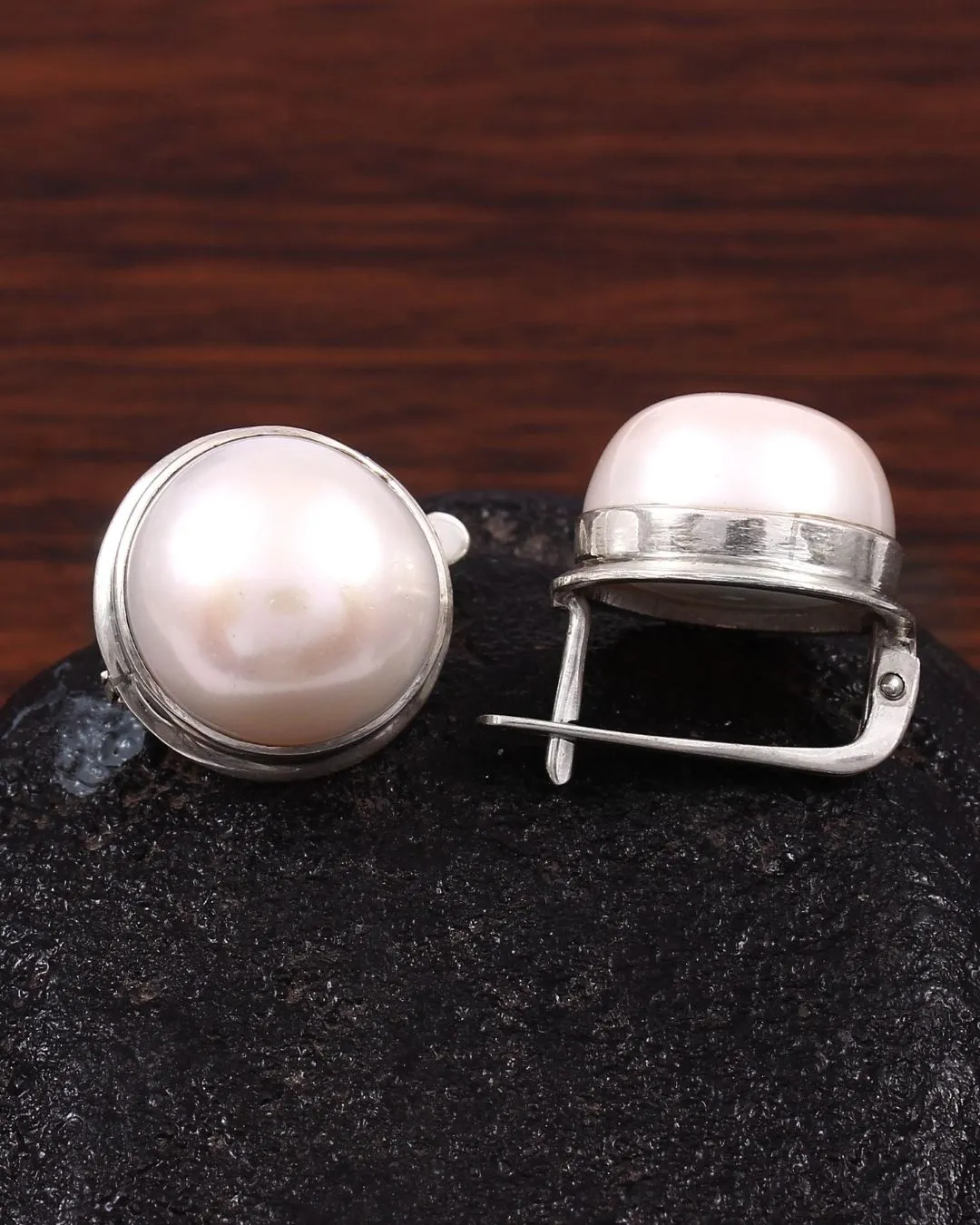 Classic Round in White Pearl Earrings