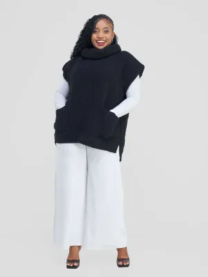 Crochet Embrace With Frontal Pocket - Black