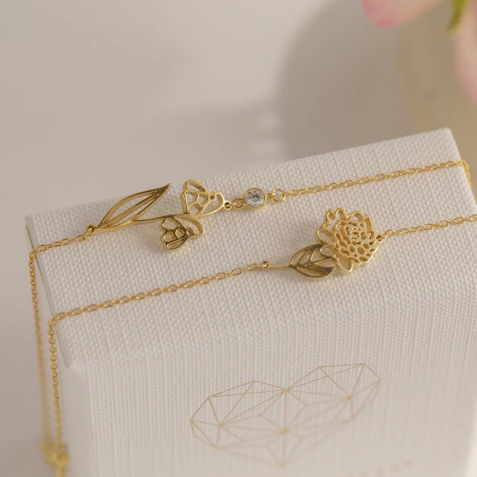 Custom Birth Floral Bracelet With Birthstone