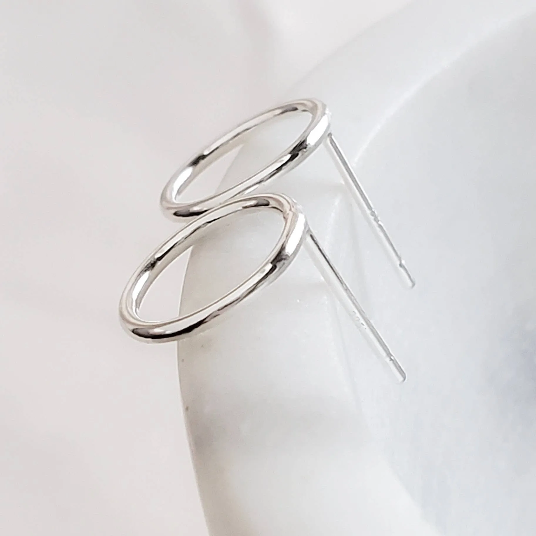 Dainty Modern Circle Studs