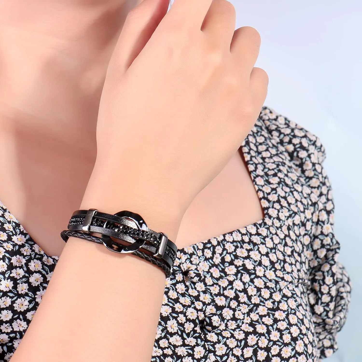 FANCY SHINY Leather Cuff Bracelet Circle Rhinestone Wrap Bracelet Stackable Multi Layer Wristband with Clasp Boho Jewelry Gift for Women