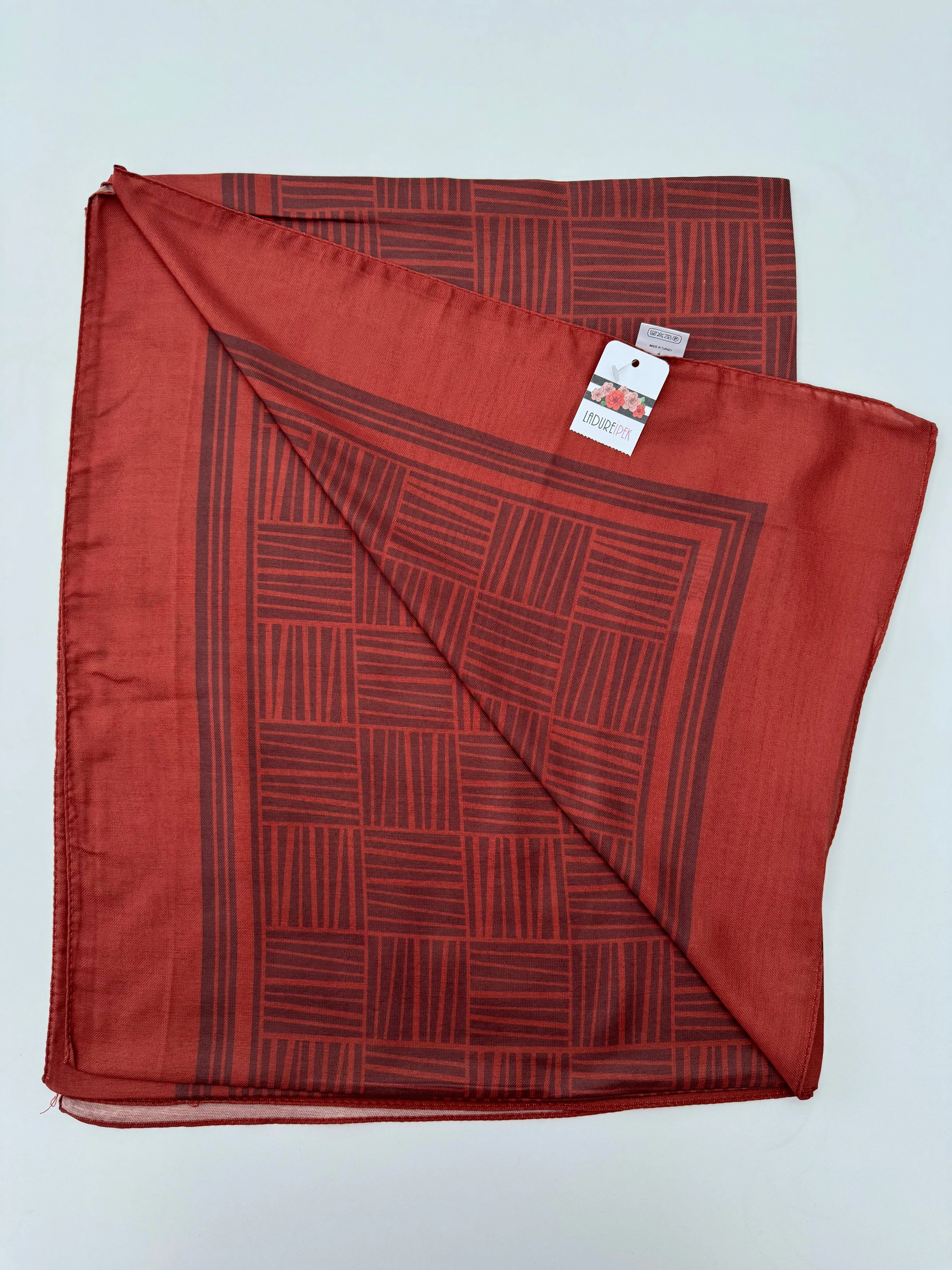 Maroon Lined Jacquard Scarf