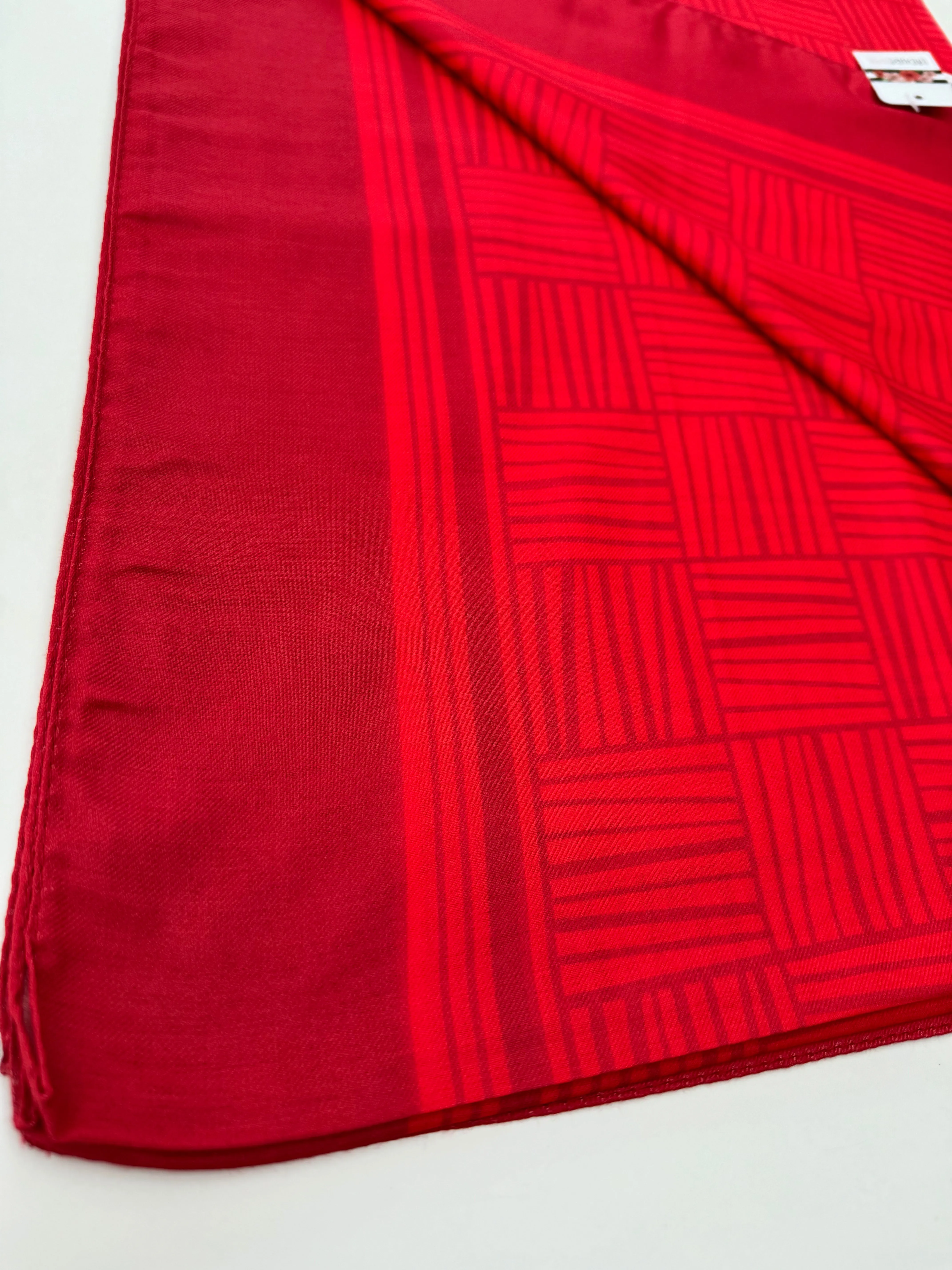 Red Lined Jacquard Scarf