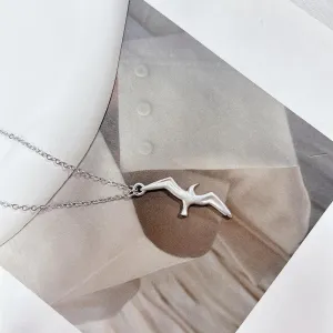 Seagull Pendant Silver Plated Necklace for Women Men Minimalist Soaring Bird Natural Animal Chain Choker Necklaces Simple Unique Eagle 1989 Reputation Fans Music Lover Evermore Jewelry Gifts