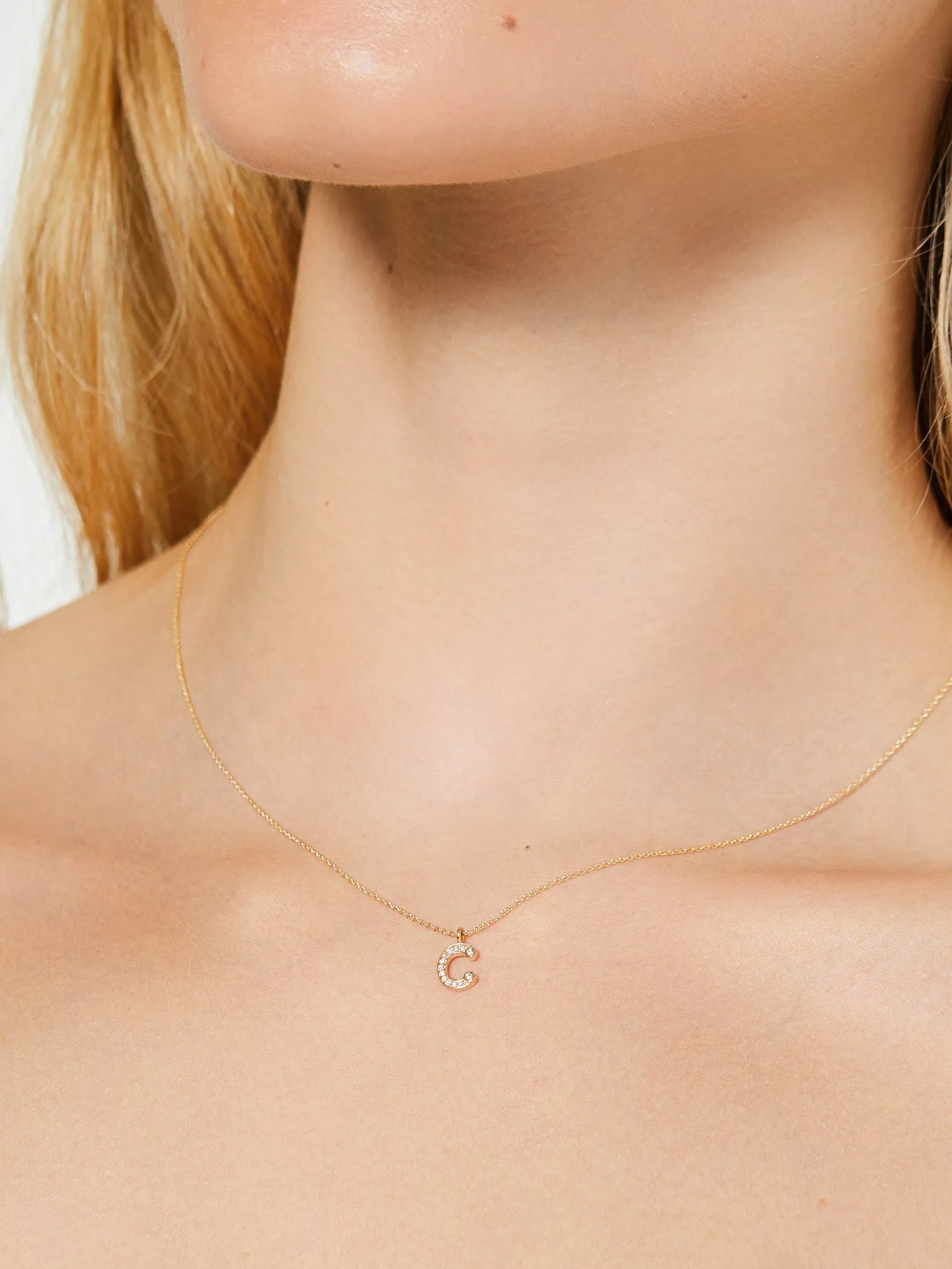 Simple C Necklace