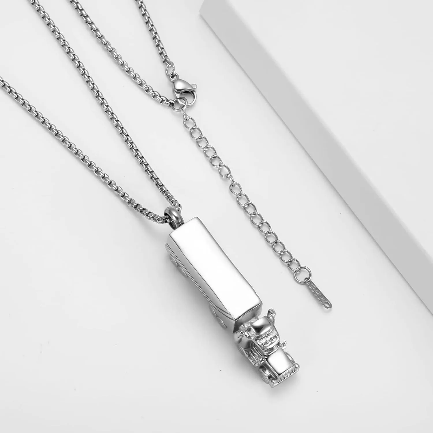 Urn Necklace for Ashes 18 Wheeler Semi Truck Cremation Jewelry for Men Memorial Urn Pendant Ashes Locket Necklace Keepsake Gifts